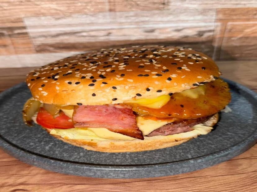 Tello grill burgers