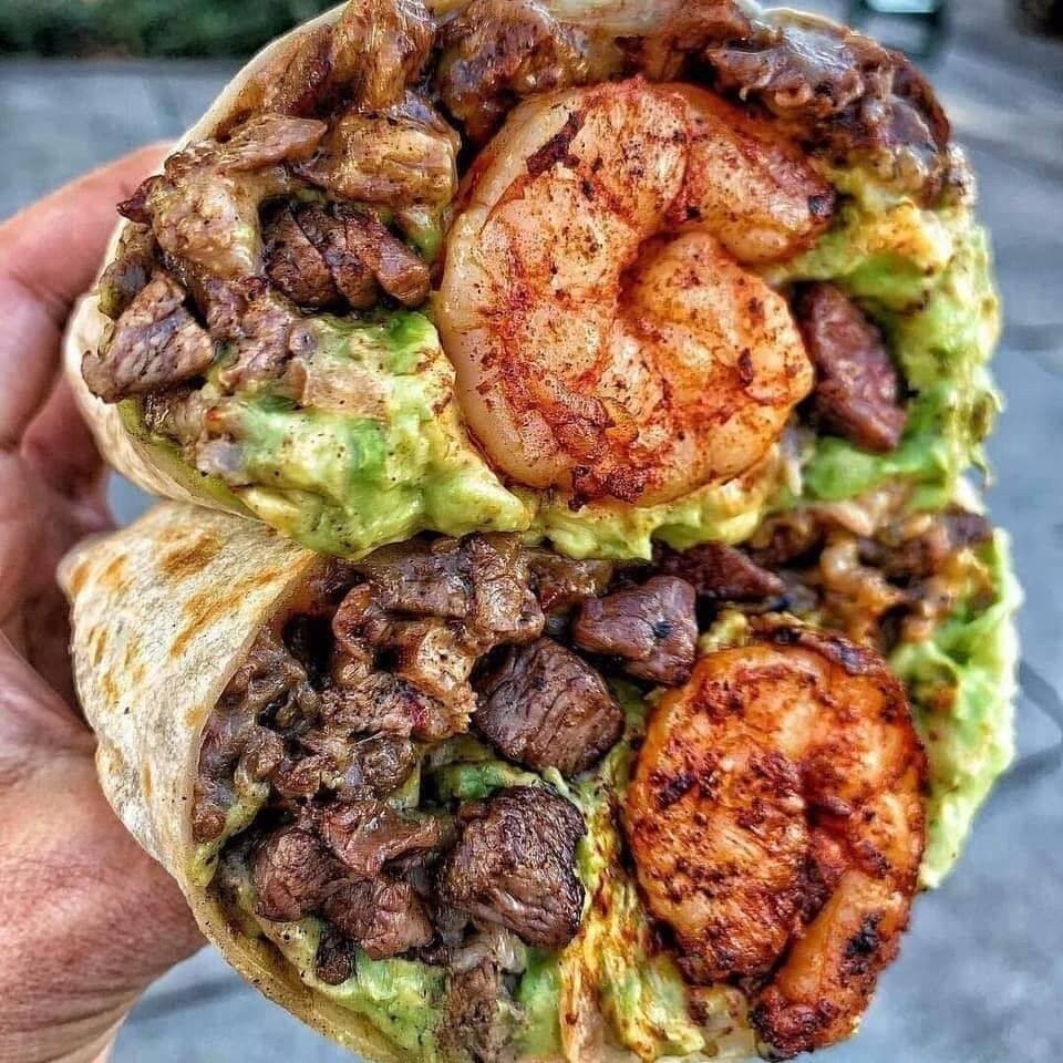 Burrito Gigante Mar y Tierra