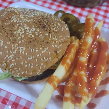 hamburguesa con papas