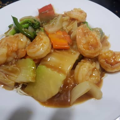 Arroz con Camarones en Salsa