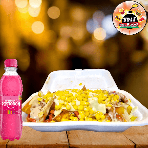 COMBO SALCHIPAPA CLASICA MAS BEBIDA 250ML.