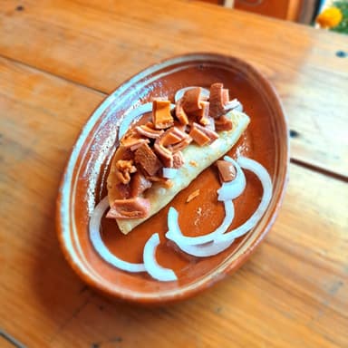 Taco Dorado con Buche