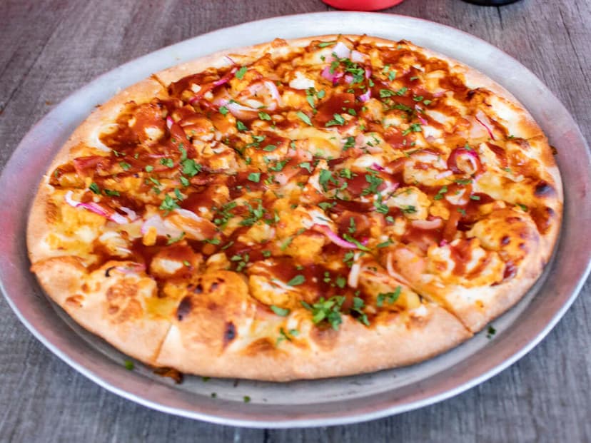 Pizza Mako