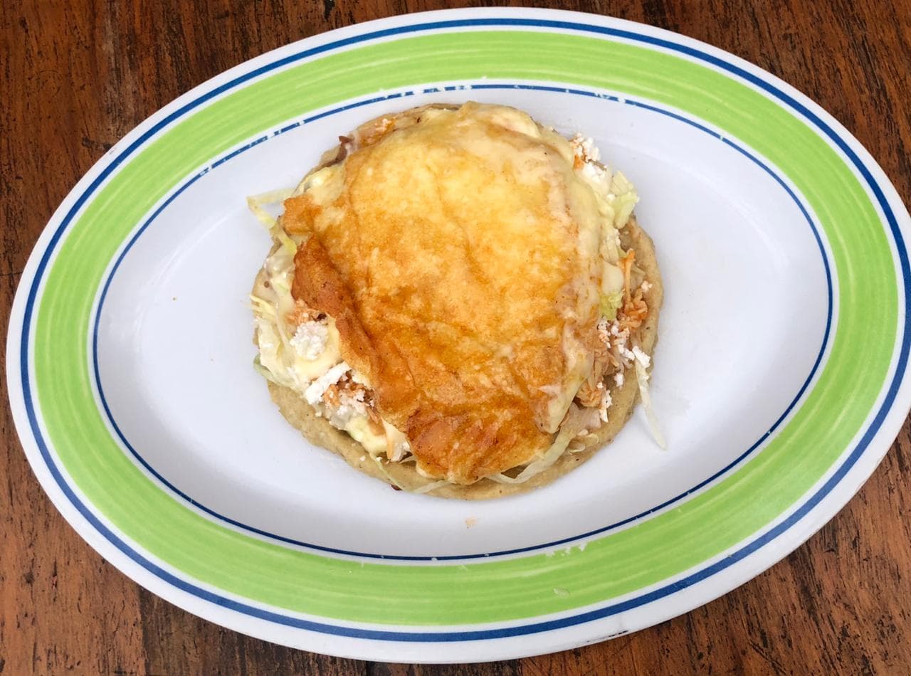 Sope Con Quesillo