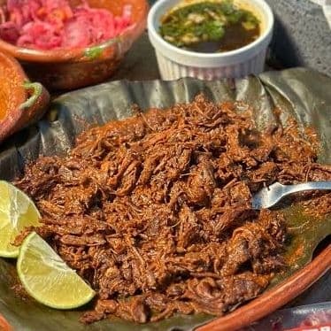 Barbacoa 3/4 + 2 litros de consomé