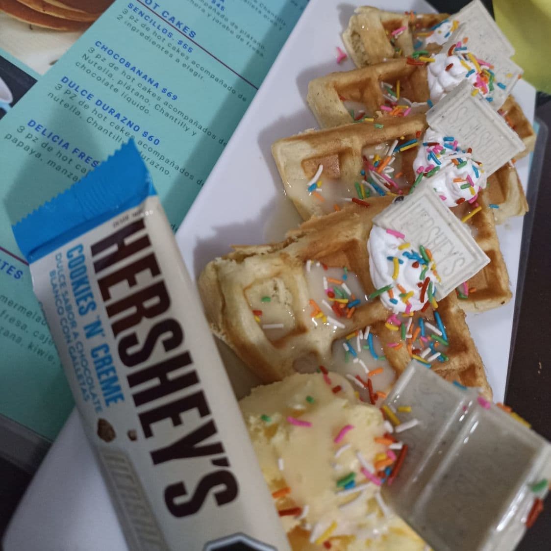 Waffles Hershey's Cookies and Cream