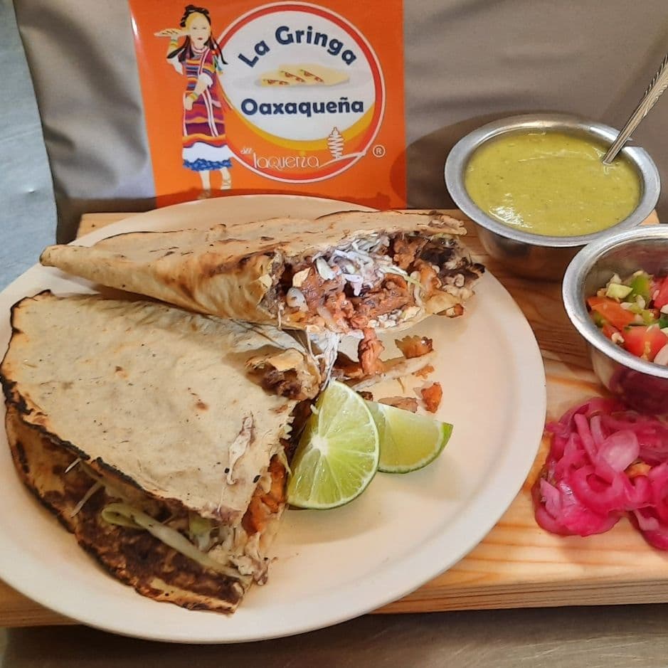 Tlayuda Especial