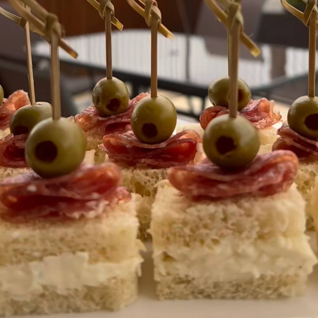 MINI BITES