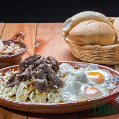 Chilas Pa' La Cruda