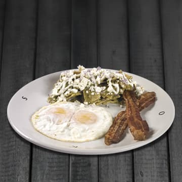 Huevos Fritos con Tocino