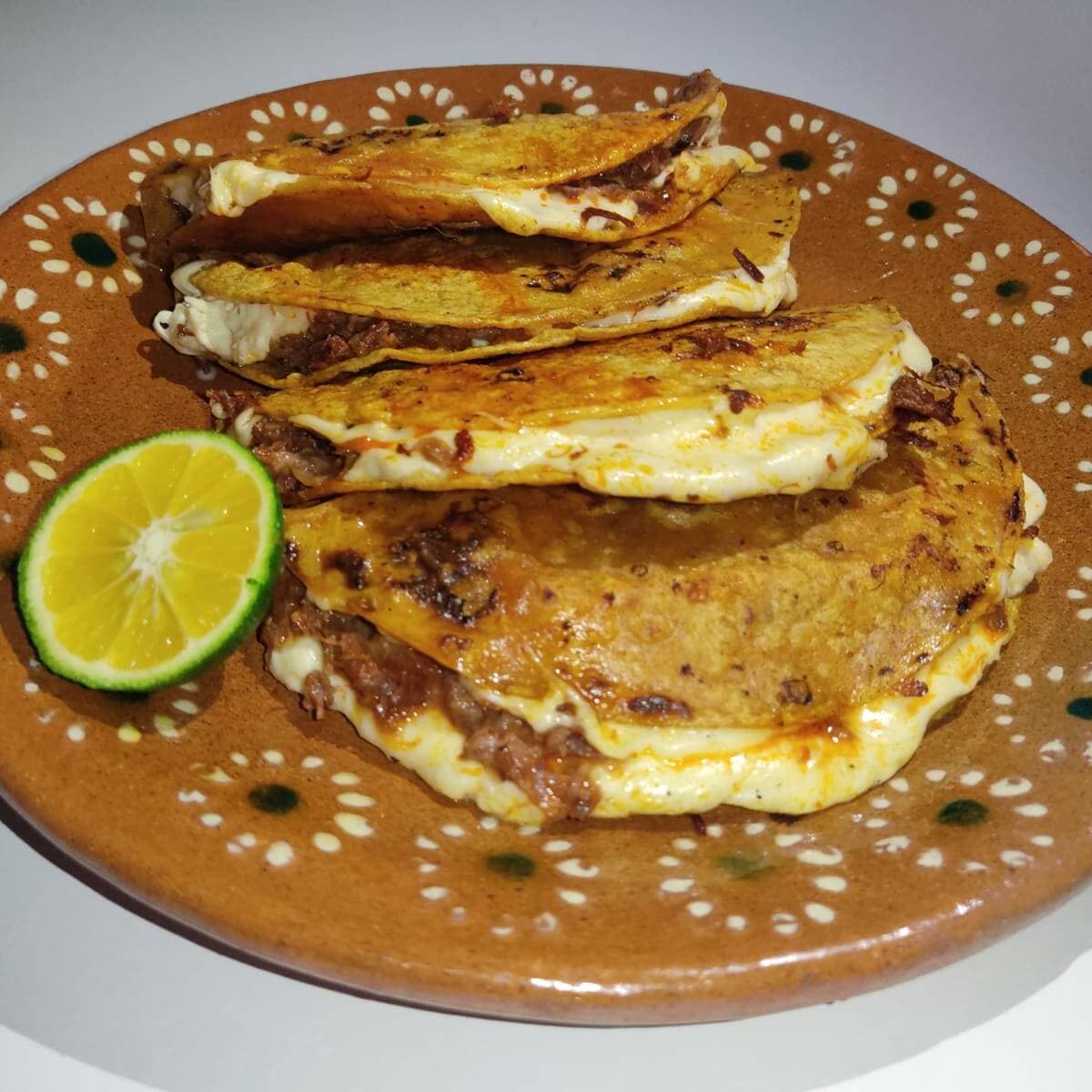 Quesabirrias de Res (3)