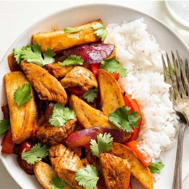 Pollo en trozo con  vegetales