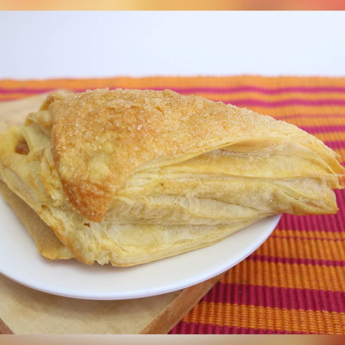 PASTEL DE AREQUIPE HOJALDRADO