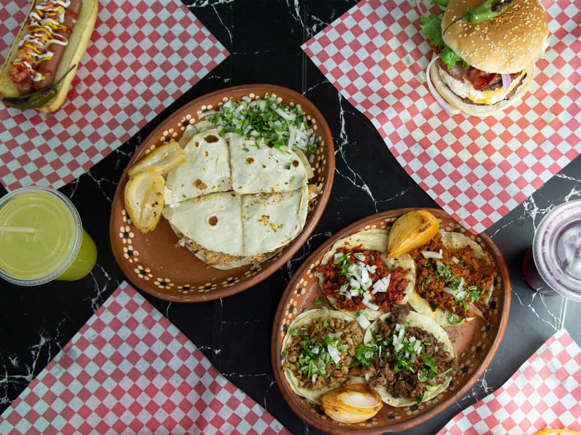 El Latoso Hamburgueseria y Taqueria