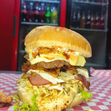 Hamburguesa Caraqueña