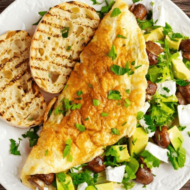 OMELETTE RELLENO DE CHAMPIÑONES