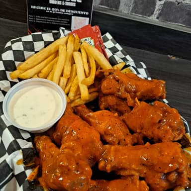 Alitas 300 Gramos
