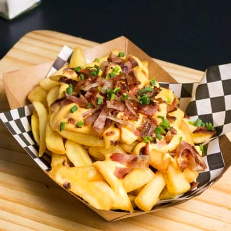 Dungeon Fries Con Tocino