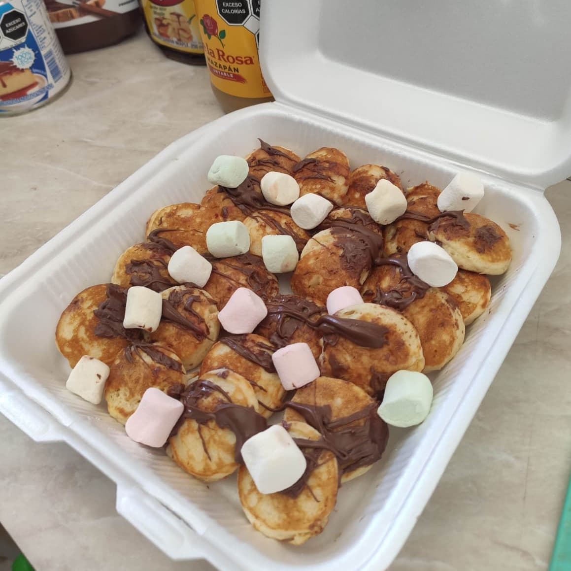 24 Mini Hot Cakes