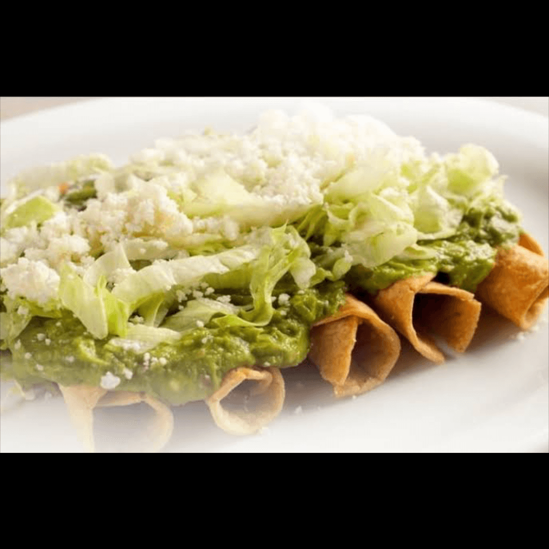 Tacos de papa con chorizo