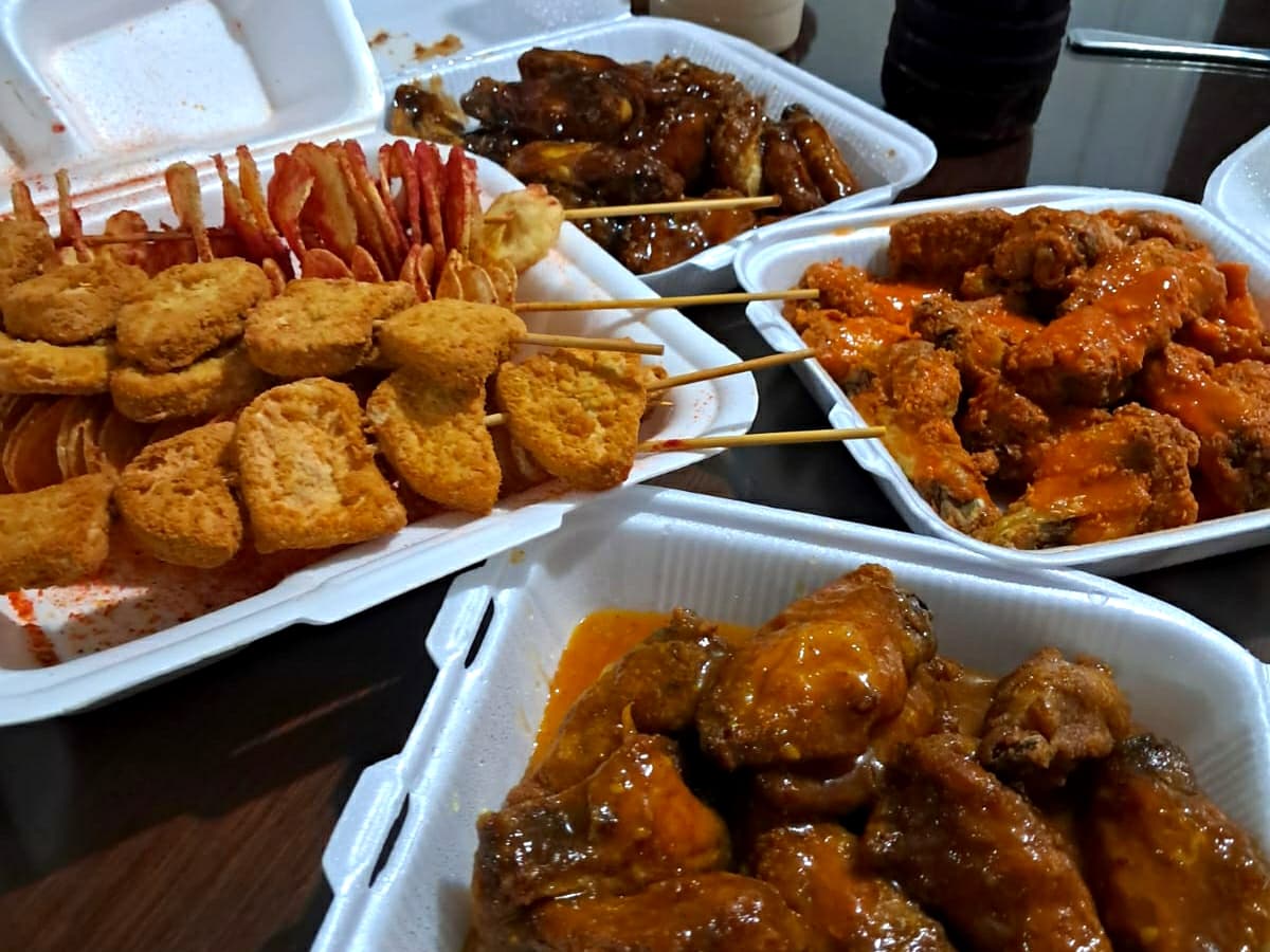 El Tesoro (Alitas y Boneless)