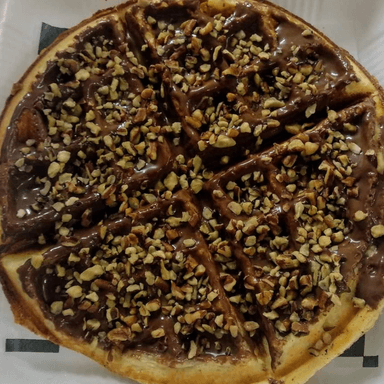 WAFFLE DE NUTELLA Y NUEZ