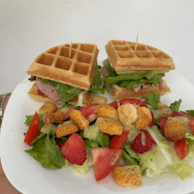WAFFLE SANDWICH