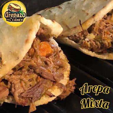 Combo Arepa Mixta + Bebida 250 ML