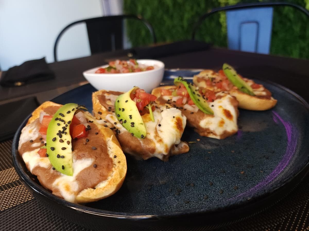 MOLLETES CLASICOS