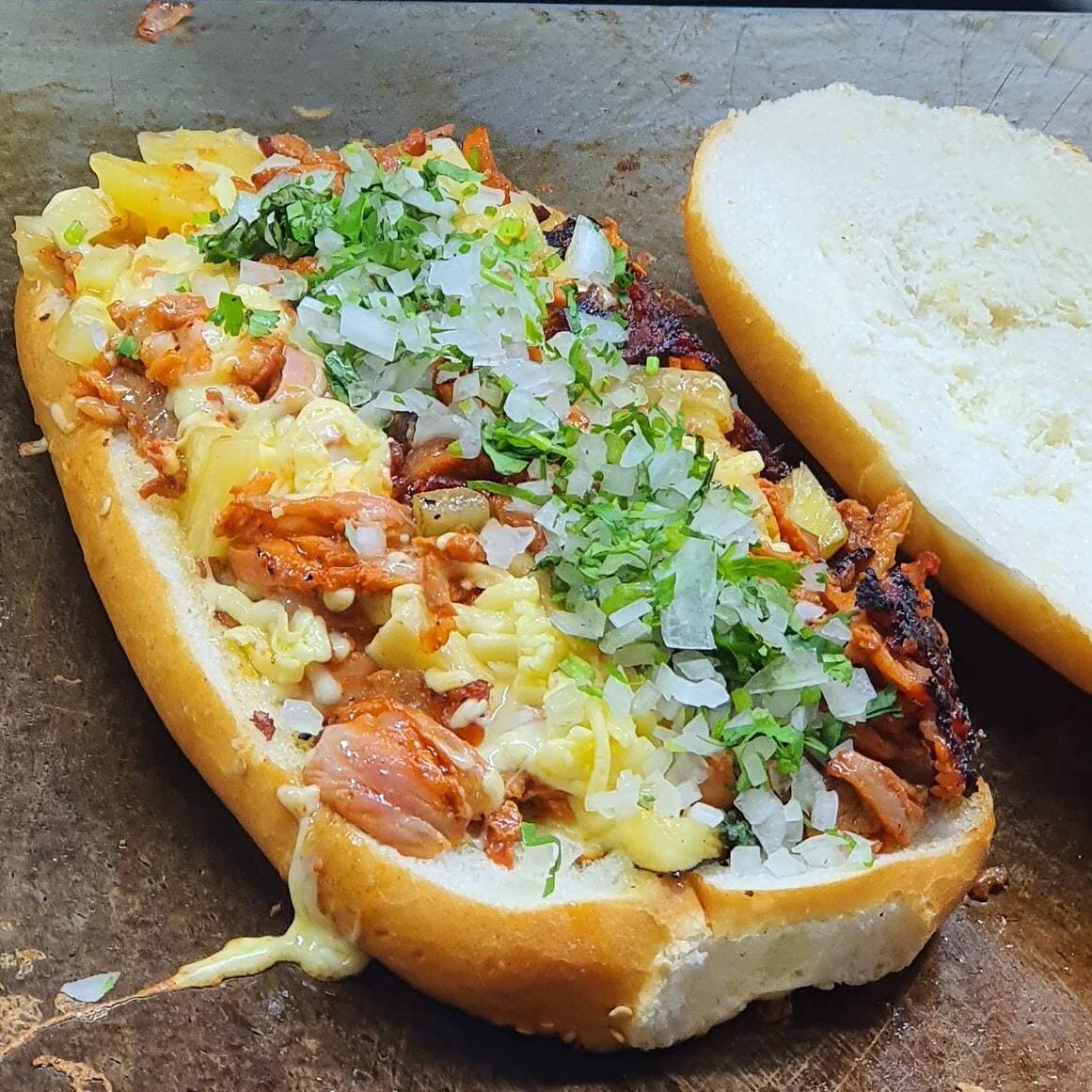 lonche de Pastor con Piña