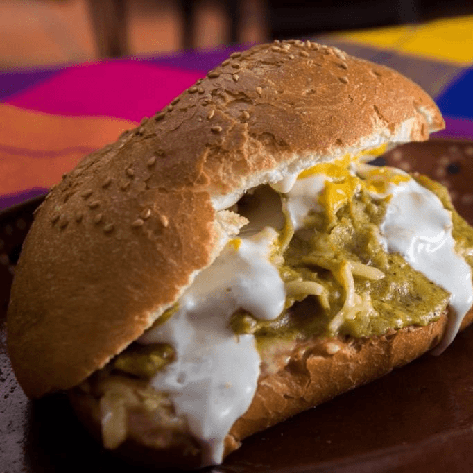 Torta con Chilaquiles
