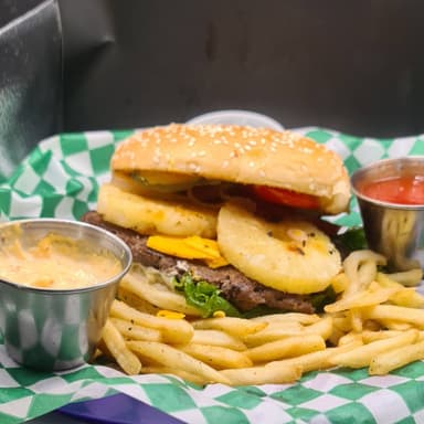 HAMBURGUESA HAWAIANA + REFRESCO