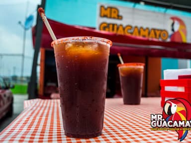1/2 litro de Clamato natural