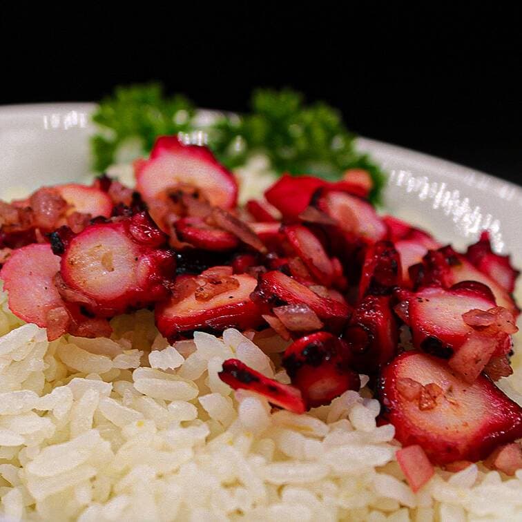 GOHAN PULPO AL AJO