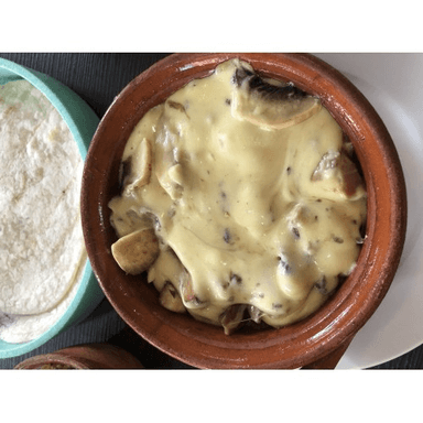 Champiqueso