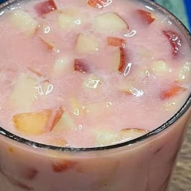 Agua de Fruta Natural de Temporada 1lt