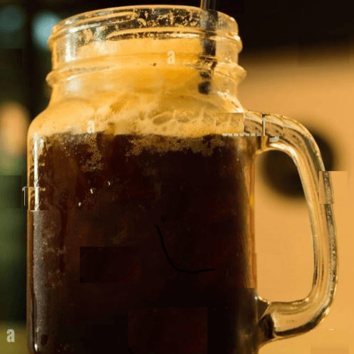CAFÉ AMERICANO EN LAS ROCAS