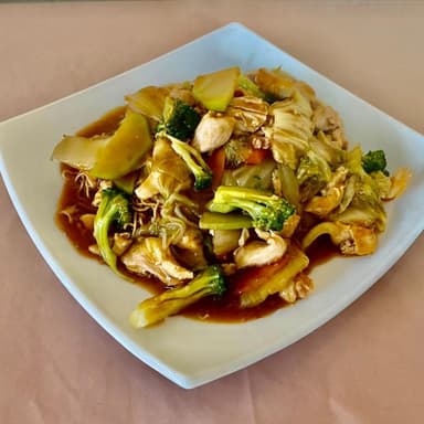 Chop Suey con Pollo y Verduras ( Medio )