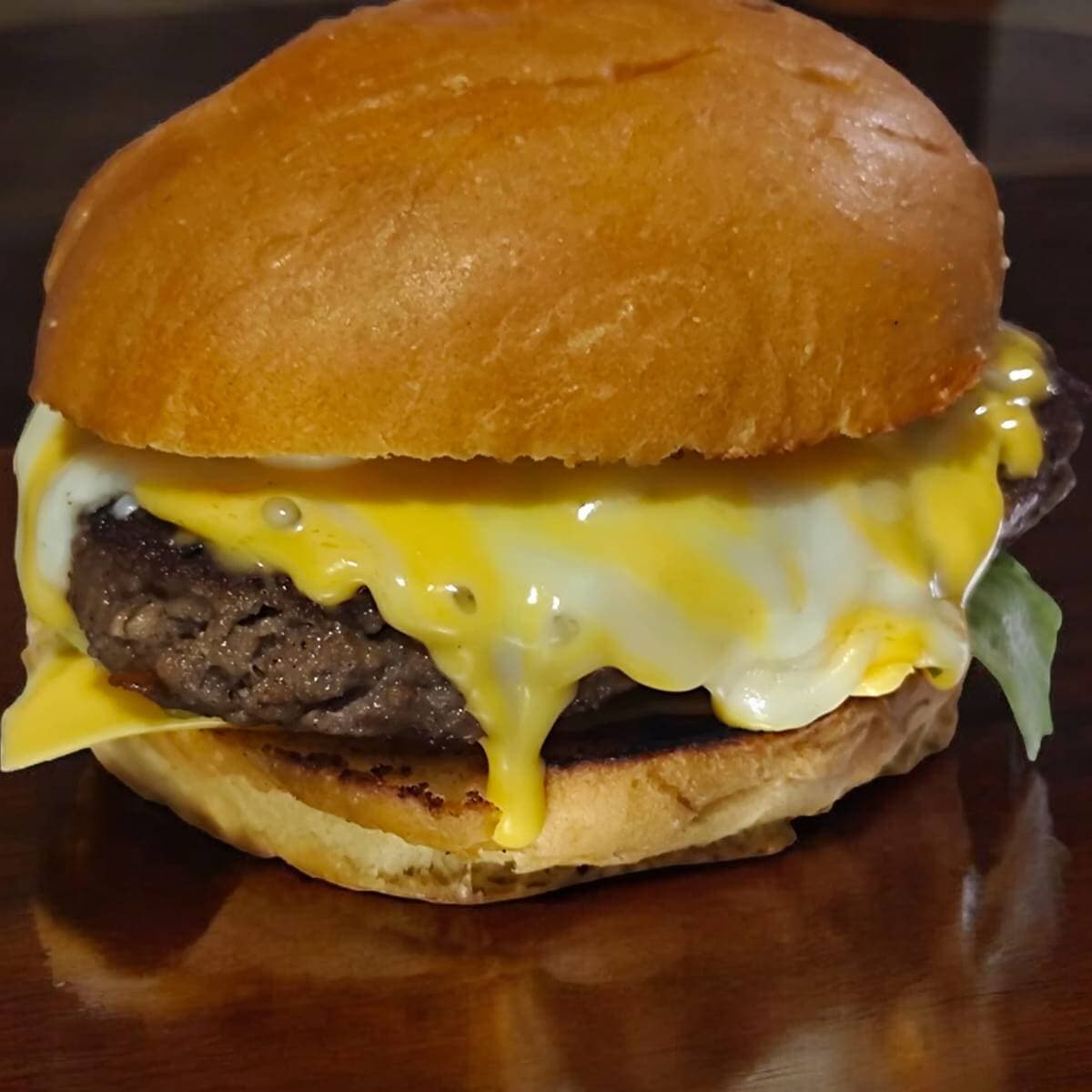 Extra Cheese Burger