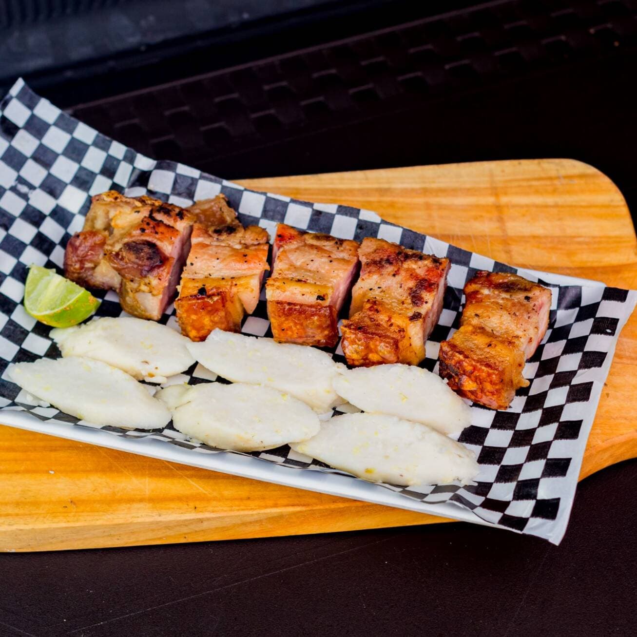 Chicharrón al Barril