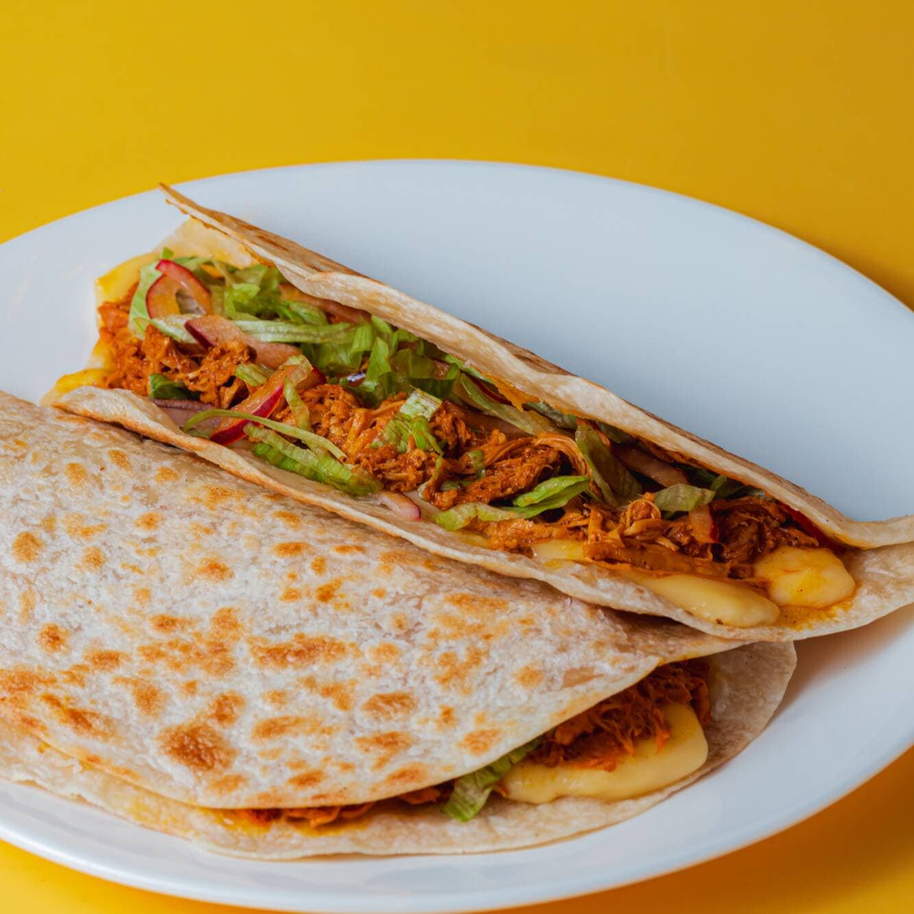 2x Quesadilla de Cochinita (opción bebida + papas)
