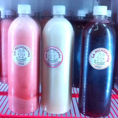 Agua de Crema de Fresa