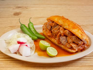 Torta de Carnitas