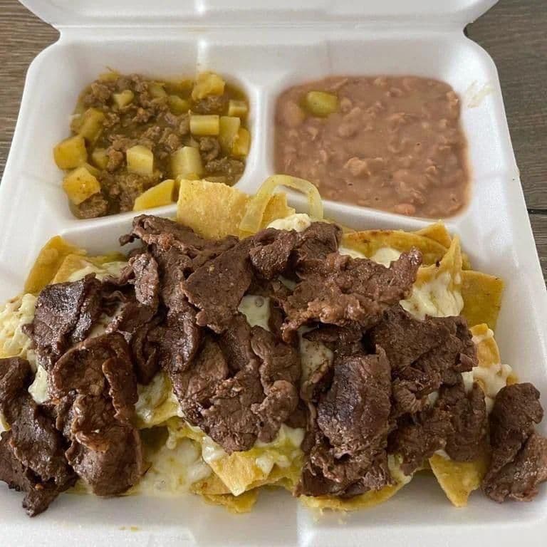 Combo Chilaquiles verdes C/Bistec + Bebida