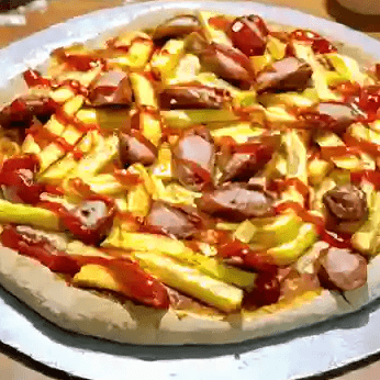Salchipapizza