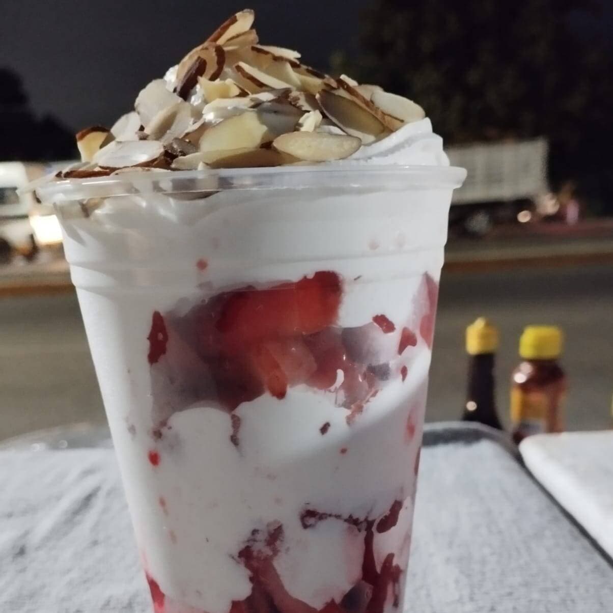 Fresa Con Crema Grande
