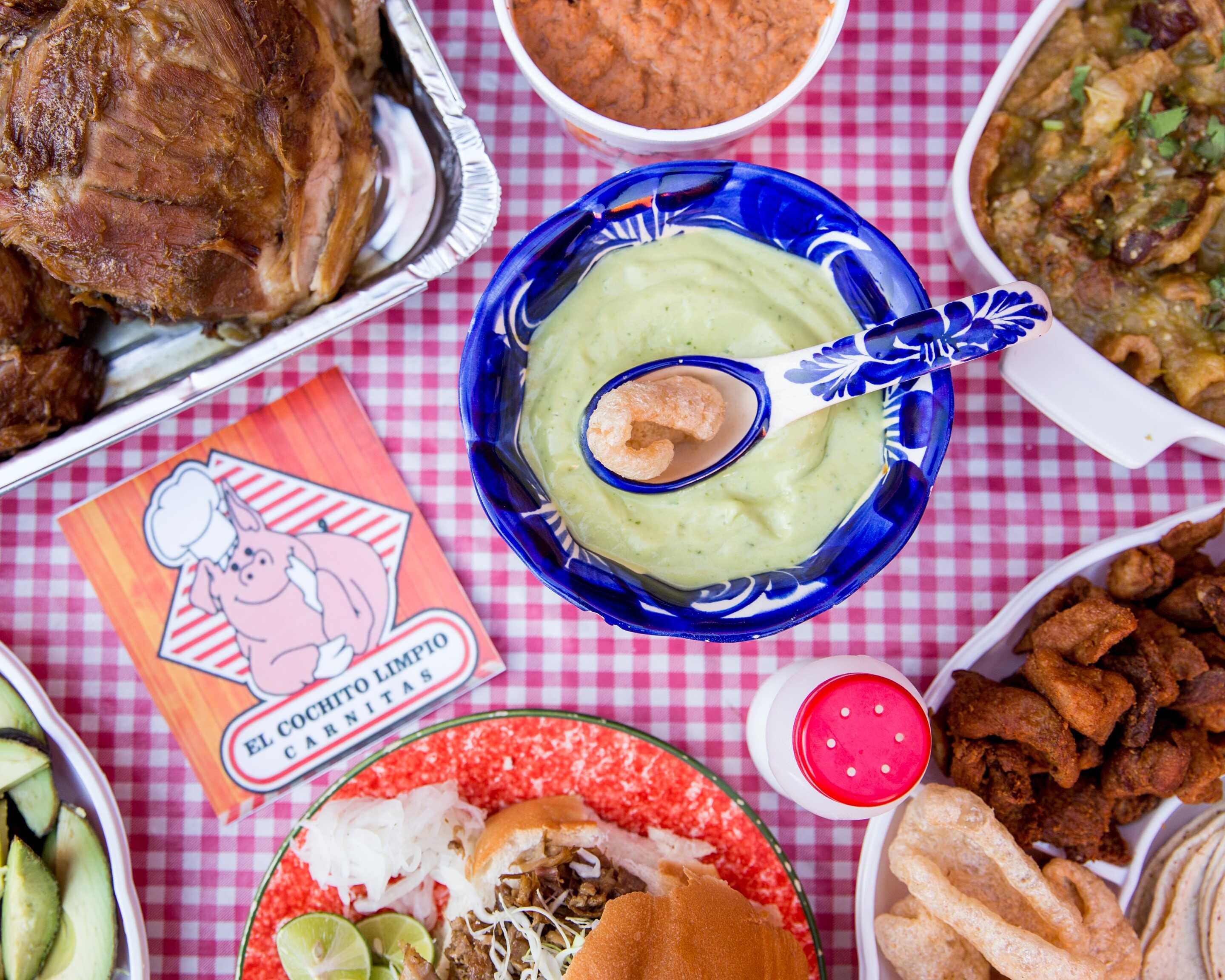 El Cochito Limpio Carnitas
