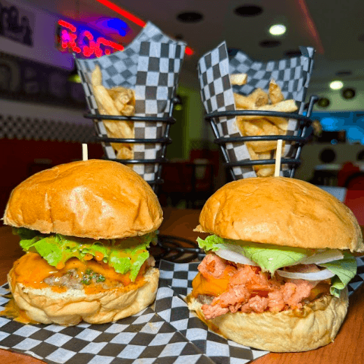 2x1 La Clasica Burger con Papas