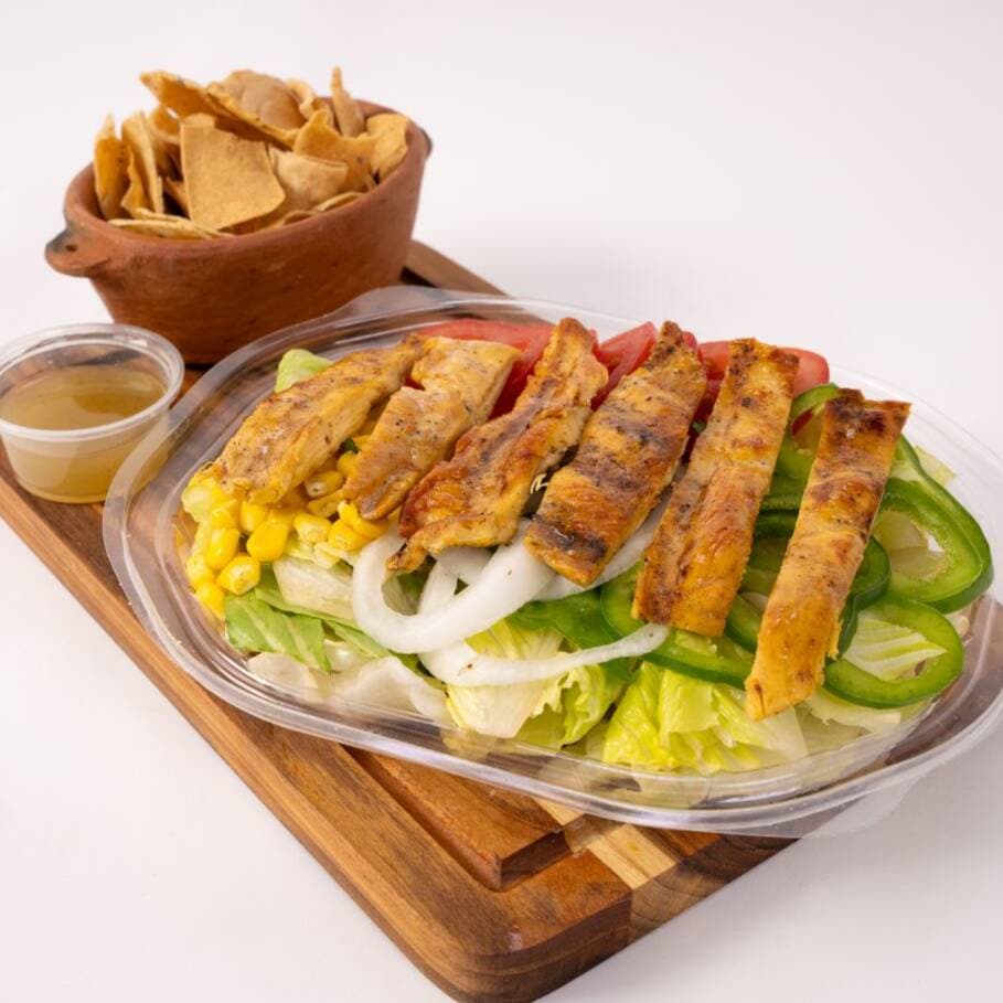 Ensalada del Sur con Pollo