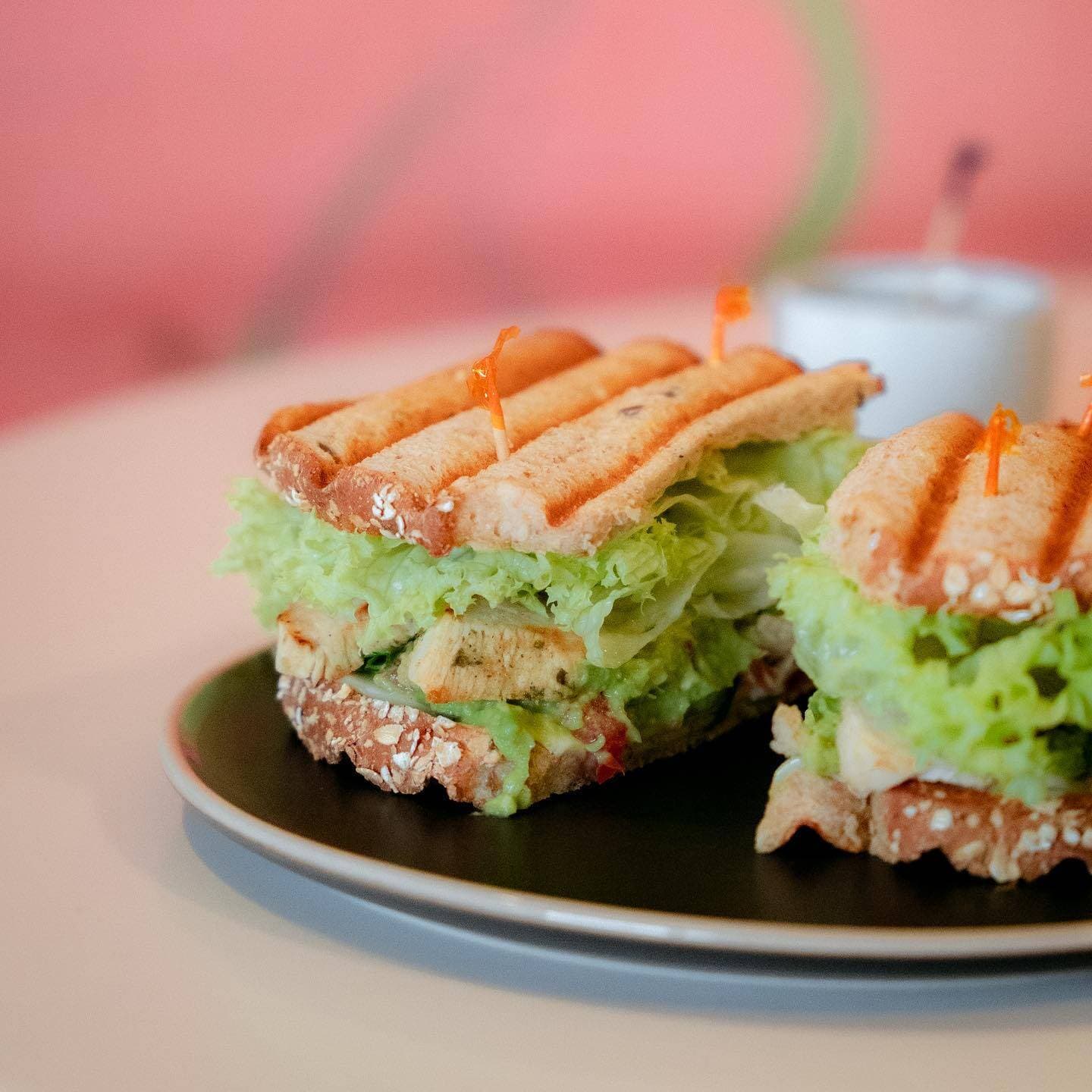 Sandwich 12 granos de pollo